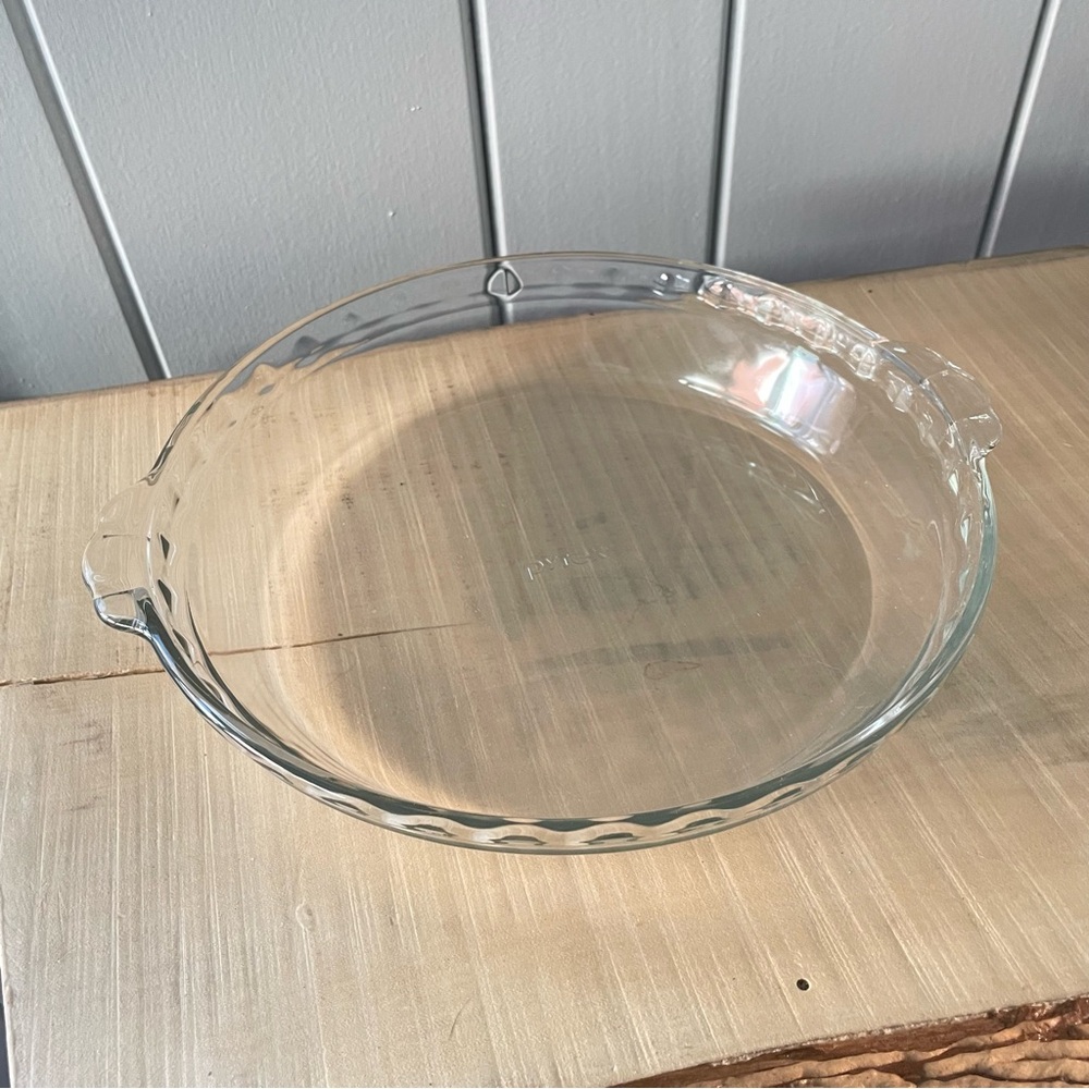 $10 SALE Pyrex Clear Glass Vintage Pie Plate Baking Dish Handle Holiday Party